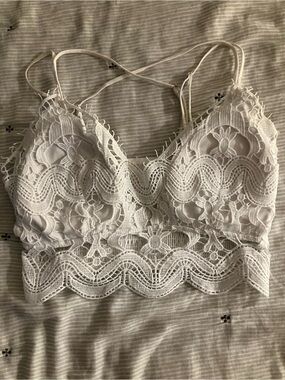 Rue21 True White Lace Cropped Bralette
